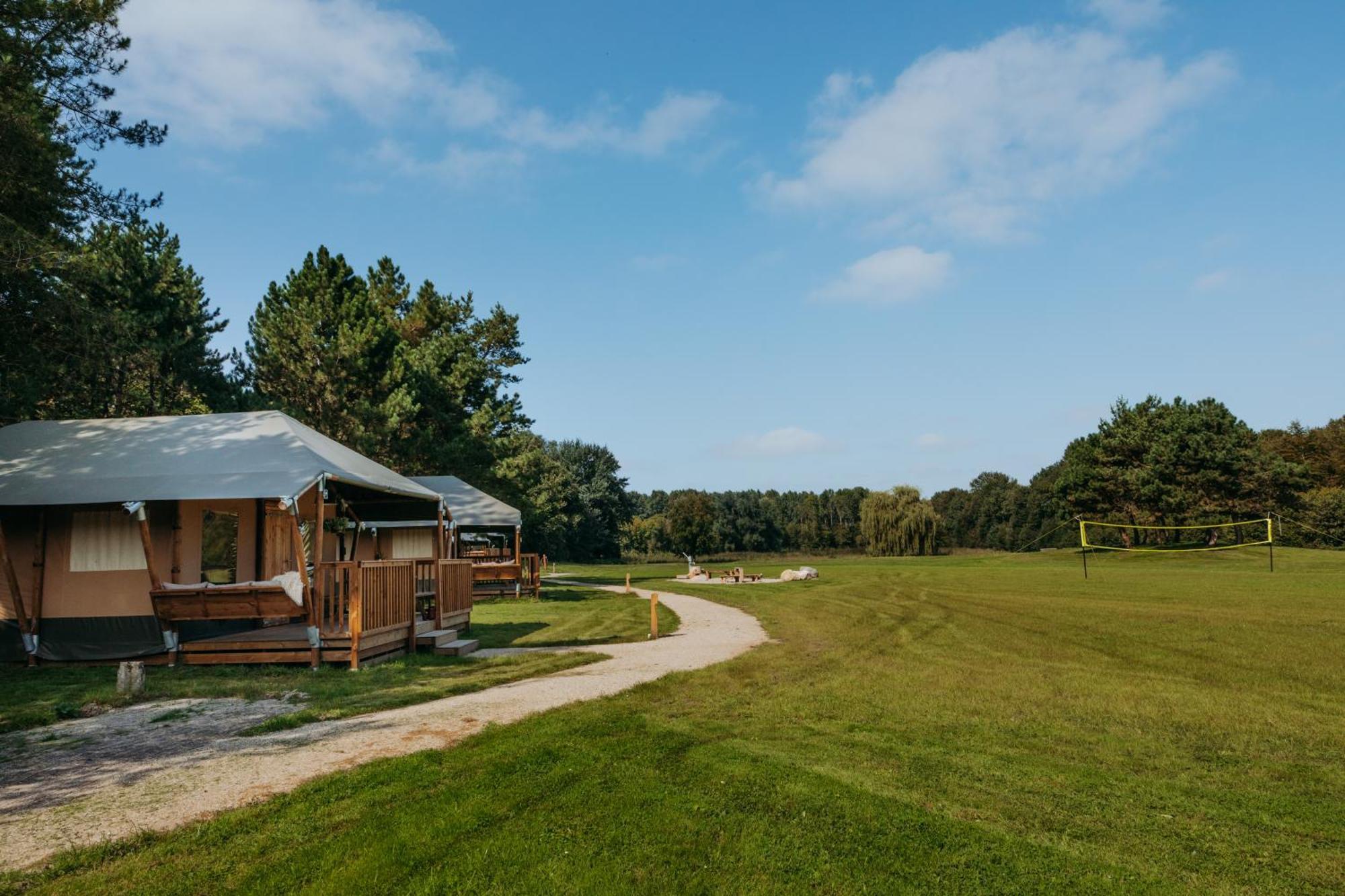 Glamping Lodge With Eco-Wellness เซโวลเดอ ภายนอก รูปภาพ