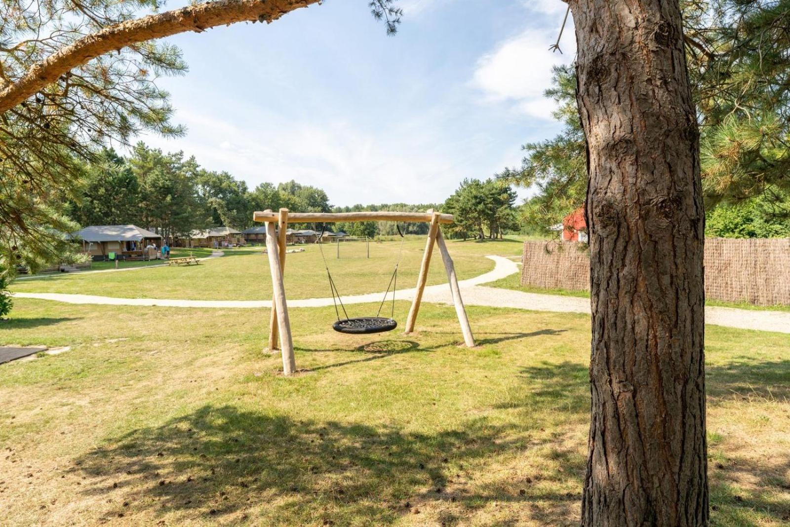 Glamping Lodge With Eco-Wellness เซโวลเดอ ภายนอก รูปภาพ