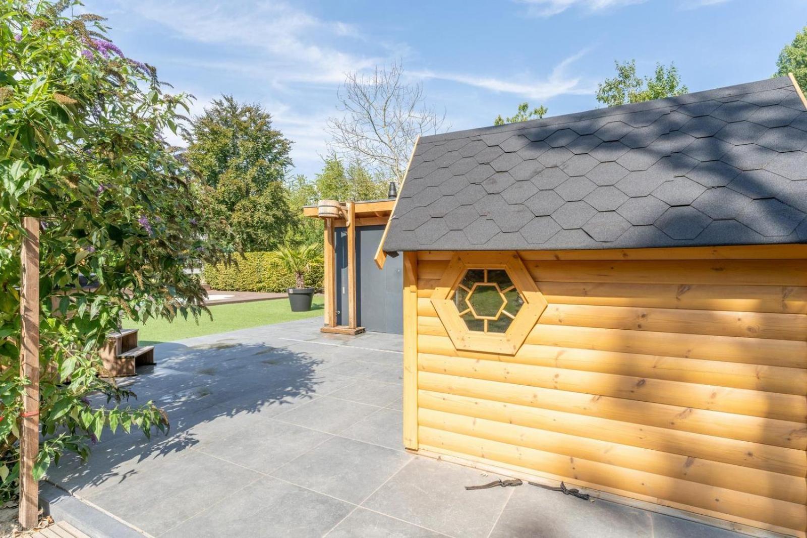 Glamping Lodge With Eco-Wellness เซโวลเดอ ภายนอก รูปภาพ