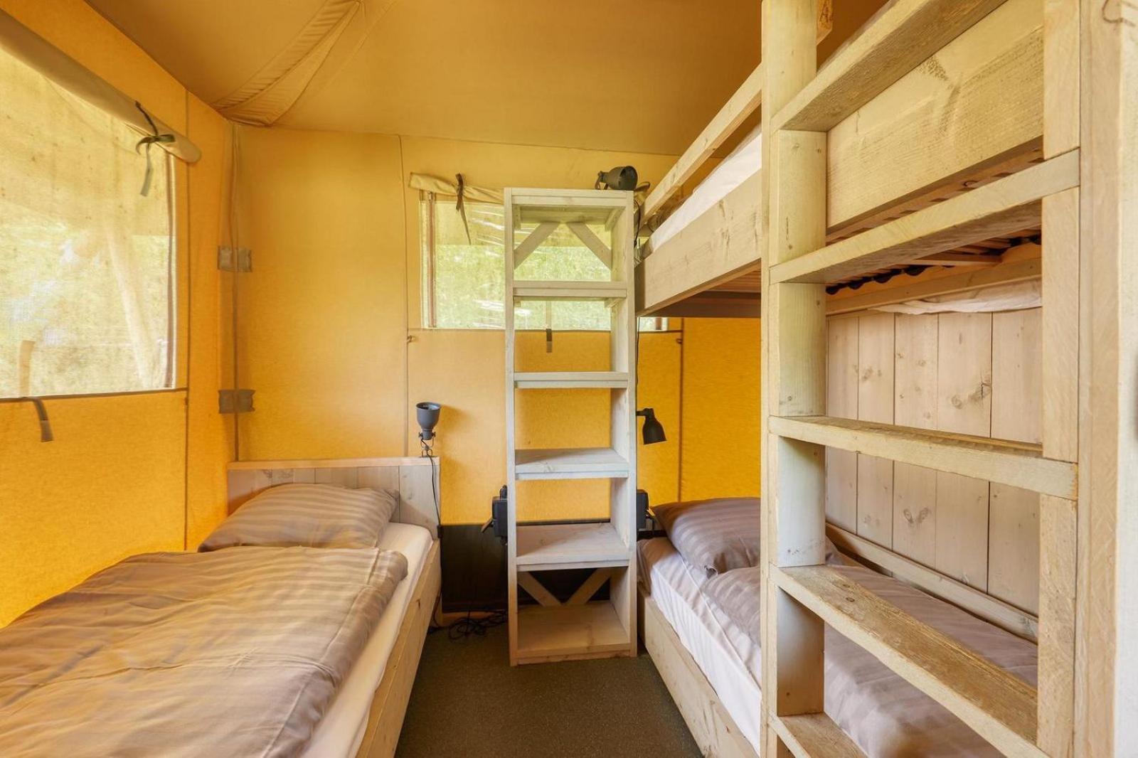 Glamping Lodge With Eco-Wellness เซโวลเดอ ภายนอก รูปภาพ